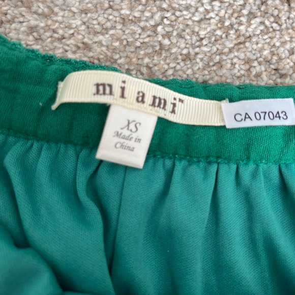 Green Mini Skirt - Picture 4 of 6